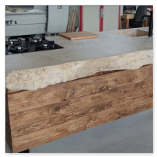 Massives Steinbecken, aus einem Block gefräst für eine Außenküche.